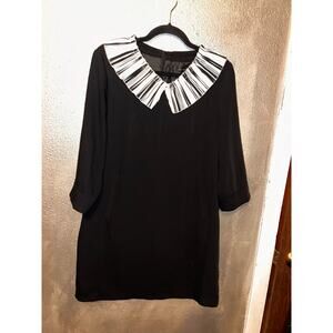 Kai-Aakmann Preppy Academia Kawaii Black White Pleated Collar Shift Dress